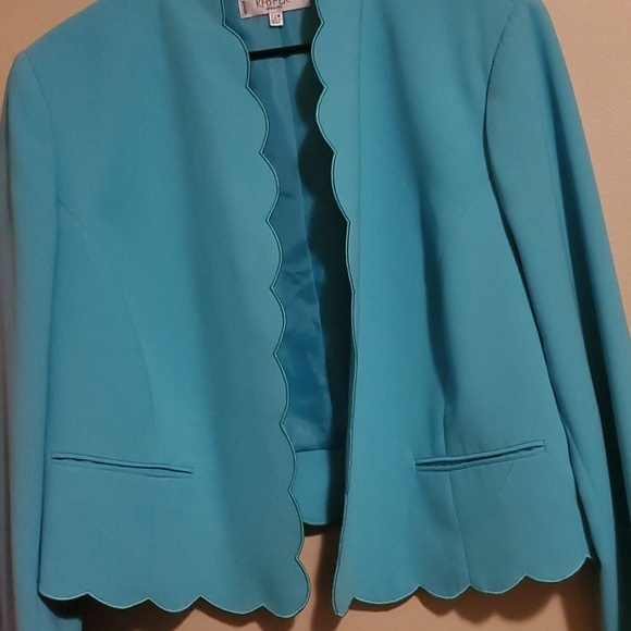 Jacket - Picture 3 of 4